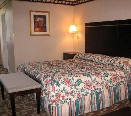 The Atrium Hotel And Conference Center Springdale Oda fotoğraf